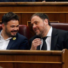Oriol Junqueras y Gabriel Rufián, antes del inicio de la sesión constitutiva de las Cortes Generales.