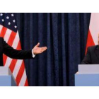 Joe Biden y el presidente polaco Lech Kaczynski, durante la rueda de prensa conjunta de ayer en Vars