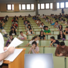 Un aula de  la Universidad de León, durante los recientes exámenes de Selectividad.