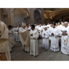 El acto central de la celebración se desarrolló en la capilla del Seminario Mayor de León bajo la presidencia del obispo.