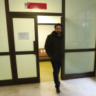 El portavoz del PP en Camponaraya, Javier Folgueral, ayer en los tribunales de Ponferrada.