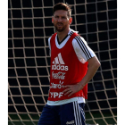 Messi durante un entrenamiento con Argentina. ALBERTO ESTEVEZ