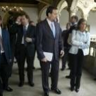 Rajoy, junto a Ana Mato y Herrera, espera a intervenir