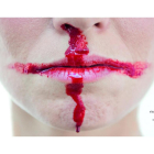 Imagen de la campaña The Not-So-Beautiful Game que alerta del incremento de violencia machista durante el munidal en Reino Unido.  /