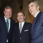 Antonio Silván, Pablo Junceda y Javier Cepedano, ayer en el Hostal de San Marcos.