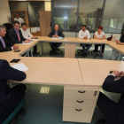 Martínez Majo se reunió en Carracedelo con representantes del sector agrícola. ANA F. BARREDO