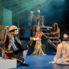 Imagen de una de las escenas de la representación teatral de la obra de Genet dirigida por Narros.