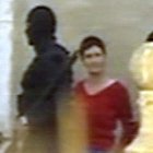 Iparraguirre, trasladada por policías en 2004.