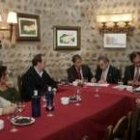 Los hosteleros y los representantes de la SGAE rubricaron el convenio