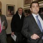 El alcalde de Cubillos y presidente del Consejo, con el de Camponaraya y Ponferrada, en una reunión