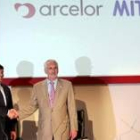 Mittal y Kinsch se felicitan por el acuerdo de fusión alcanzado entre ambas compañías