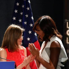Michelle Obama, junto a la reina Letizia, este jueves en el Matadero de Madrid.
