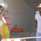 John Legend y Christy Teigen disfrutan de sus primeras vacaciones junto a su pequeña Luna Simone.