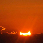 Vista desde Murcia de un eclipse parcial de Sol en el año 2011. JUAN ORTEGA