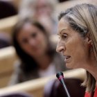 La ministra, ayer, en el Senado.