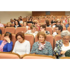 Imagen de los asistentes, ayer, a la puesta de largo del programa para mayores de la Universidad de León. L. DE LA MATA