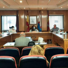 Imagen de la sesión plenaria celebrada ayer en el Ayuntamiento de Bembibre. CEBRONES