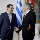 El primer ministro griego es recibido por el canciller federal austríaco.