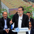 El presidente del Gobierno, Mariano Rajoy, durante la clausura del acto con candidatos municipales del PP de la provincia de Cadiz, en Jerez de la Frontera.
