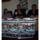 Miembros de la organización y del Ayuntamiento, ayer en Toreno.