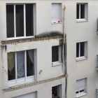 Imagen del balcón siniestrado, en el tercer piso de un edificio de Angers.
