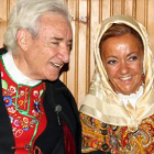 Luis del Olmo con Isabel Carrasco.