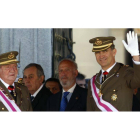 El Rey Don Juan Carlos I junto a S.A.R El Principe Felipe durante la celebracion del Capitulo de la Real y Militar orden de San Hermenegildo celebrado esta mañana en el Monasterio de El Escorial.