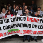 Profesores y alumnos del conservatorio convocan cada semana una protesta para exigir nuevas instalaciones. RAMIRO