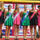 Carlota, Raquel, Cristina, Diana, Sara y María se muestran orgullosas de su papel en la Vuelta.