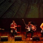 Imagen del grupo de folk leonés Pandetrave en un concierto