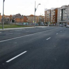 La calle Dulcinea, abierta al tráfico ayer, servirá para descongestionar Párroco Pablo Díez.