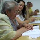 Una imagen de la clausura de un curso de educación de personas adultas de la Uned en San Andrés