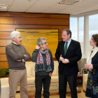 Silván se reunió ayer con algunos alcaldes de la zona, empresarios y la gerente de la reserva.