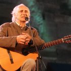 Amancio Prada, en un concierto de guitarra. L. DE LA MATA