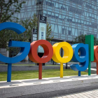 Imagen del logotipo de las oficinas de la compañía estadounidense Google en la ciudad china de Pekín.