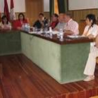 Parte del equipo de gobierno socialista de La Bañeza se estrenaba en el pleno de ayer