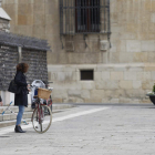 Niños por el centro de León. RAMIRO