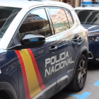 Vehículos de la Policóa Nacional. DL