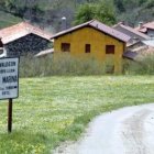 Estado actual de la carretera que une Santa Marina de Valdeón y Posada