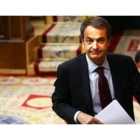 El Presidente del Gobierno, José Luis Rodríguez Zapatero, ayer en el Congreso.