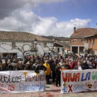 Un momento de la concentración contra el cementerio nuclear en  Congosto de Valdavia.
