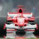 Michael Schumacher se quejó de que su coche derrapaba en exceso