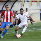 El partido frente al Sporting sirvió para que la Cultural se presentase ante sus aficionados en el estadio Reino de León. MARCIANO PÉREZ