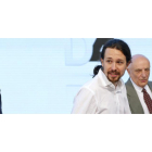 Pablo Iglesias se dirige al plató para el debate a cuatro. MARISCAL