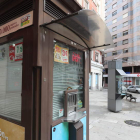 El punto de venta de la Once que ha repartido la suerte en Ponferrada, en Lazúrtegui. ANA F. BARREDO