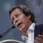 Carlos Floriano.