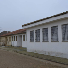 Antiguas escuelas de San Millán de los Caballeros, que serán adaptadas como viviendas. MEDINA