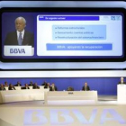 El presidente Francisco González, durante su intervención en la Junta de Accionistas.