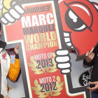 Marc y Àlex Márquez, antes de comenzar el homenaje que le ha dedicado Cervera al campeón de MotoGP.