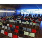 Preparativos en la sala donde tendrá lugar la ceremonia civil, en el Ayuntamiento de Montpellier.